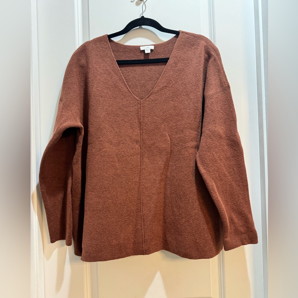 J JILL  Vneck Sweater Long Sleeve Large Rust Brown ArmpitTo Armpit 25” Length26”